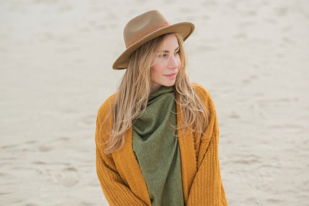 Så väljer du rätt ulltröja för dam mellan friluftsliv och vardagsstil